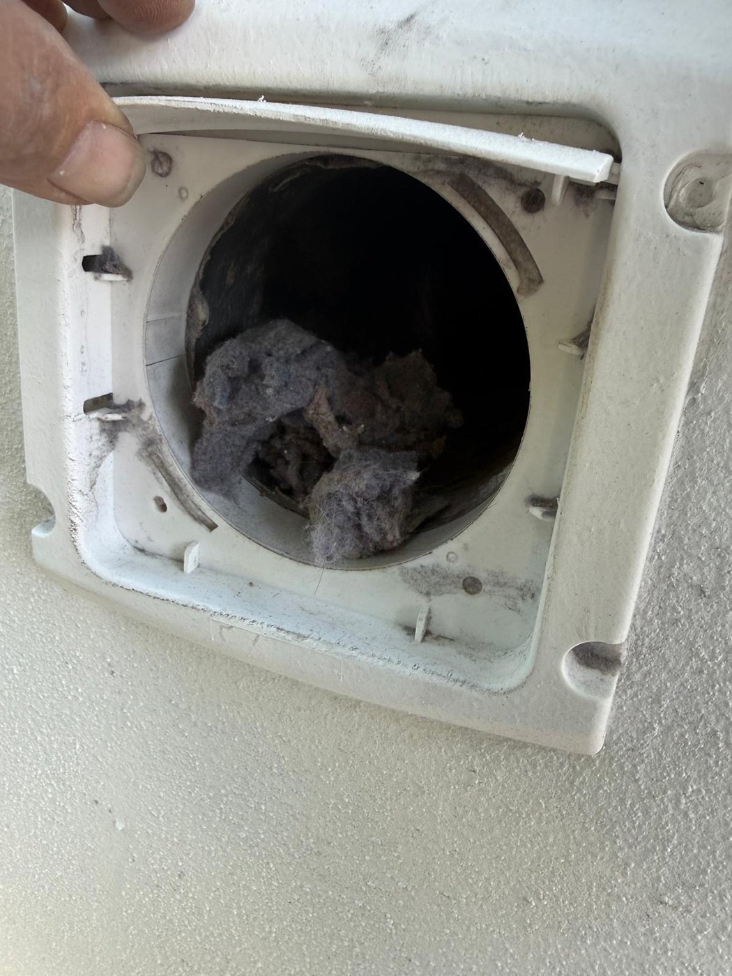 Ventila de secadora con pelusa